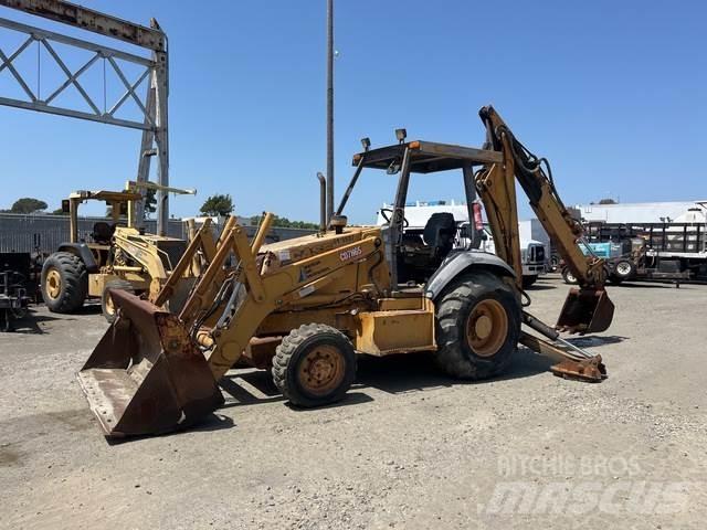 CASE 580L Buldoexcavatoare