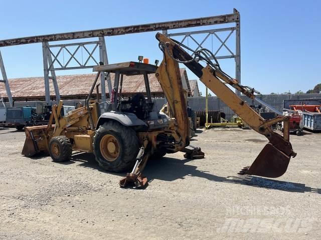 CASE 580L Buldoexcavatoare