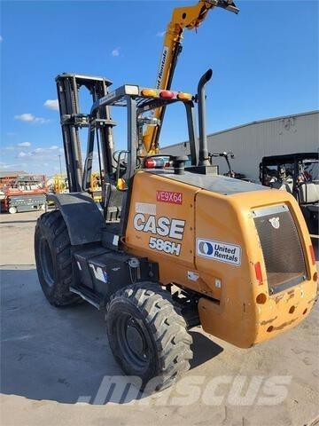 CASE 586H Masini de teren dificil