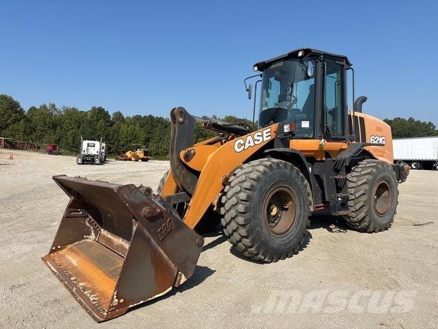 CASE 621G Incarcator pe pneuri