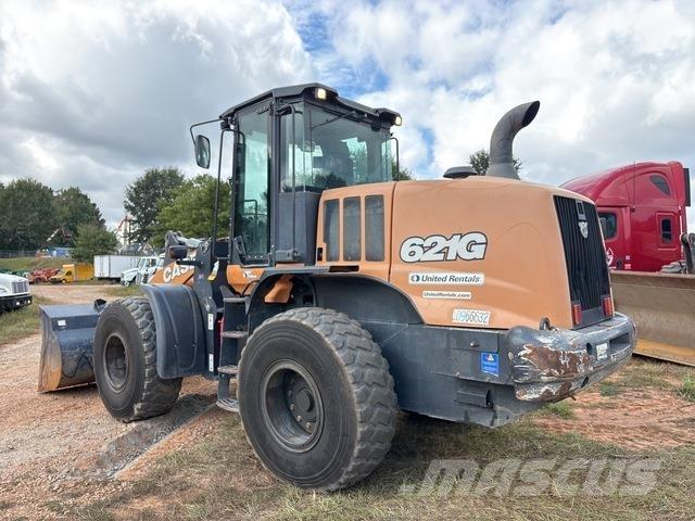 CASE 621G Incarcator pe pneuri