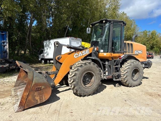 CASE 621G Incarcator pe pneuri