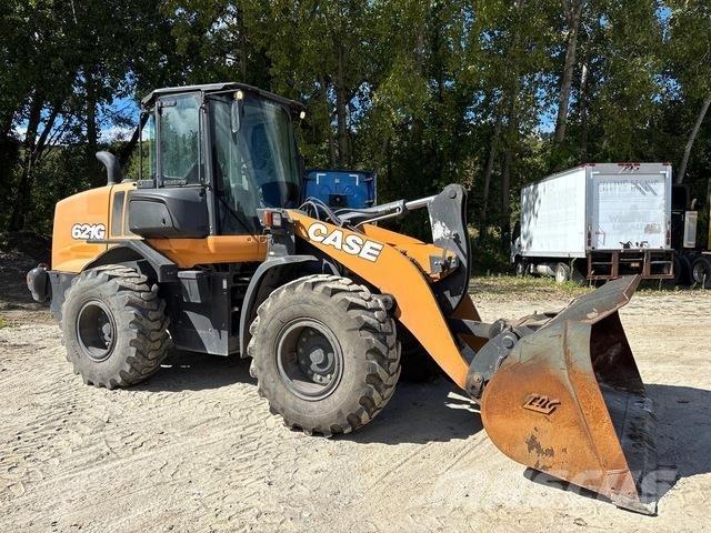 CASE 621G Incarcator pe pneuri