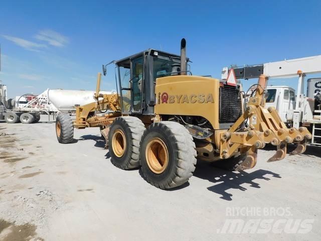 CASE 885 Gredere