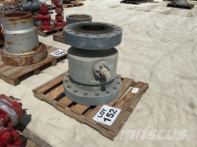  Casing Head Utilaje construcții - Altele