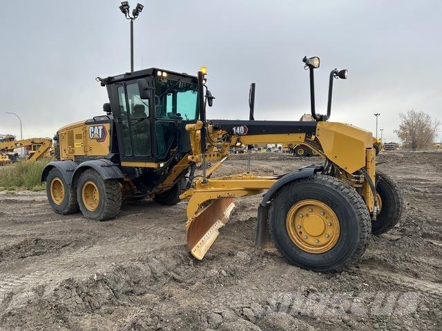 CAT 140 AWD Gredere