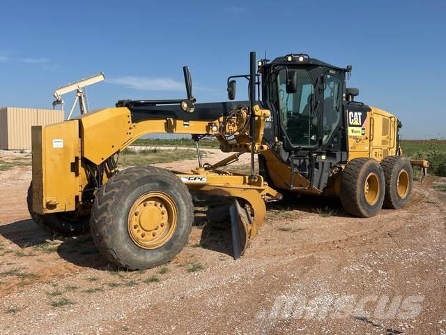 CAT 140M2 AWD Gredere
