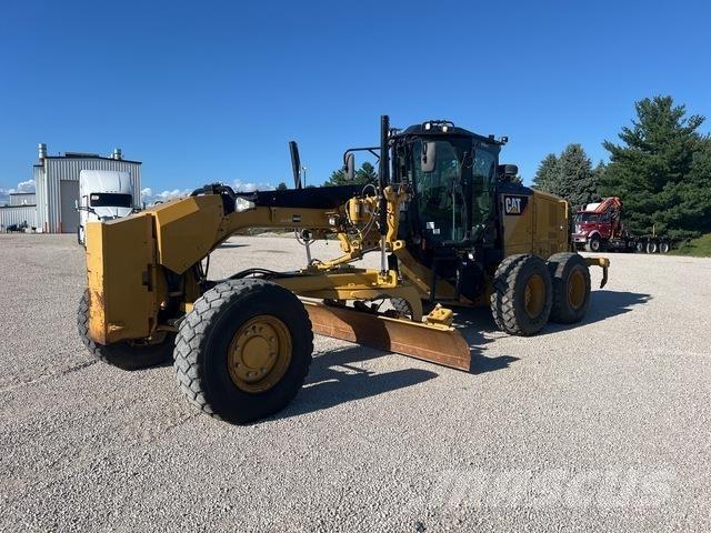 CAT 140M3 AWD Gredere