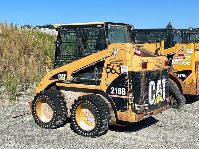 CAT 216B Mini incarcator