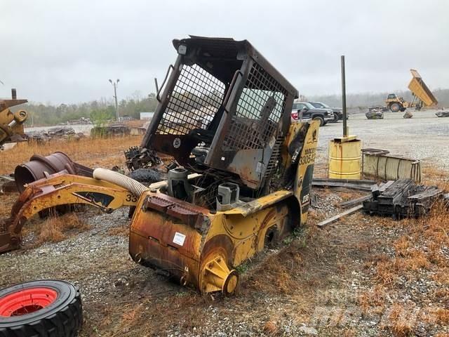CAT 236 Mini incarcator