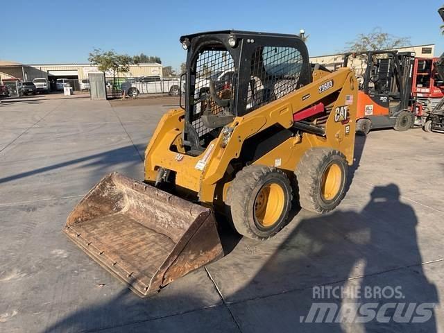 CAT 236D Mini incarcator