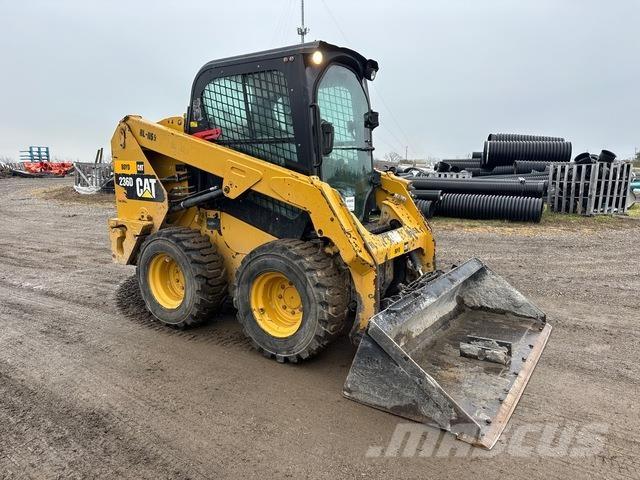 CAT 236D Mini incarcator