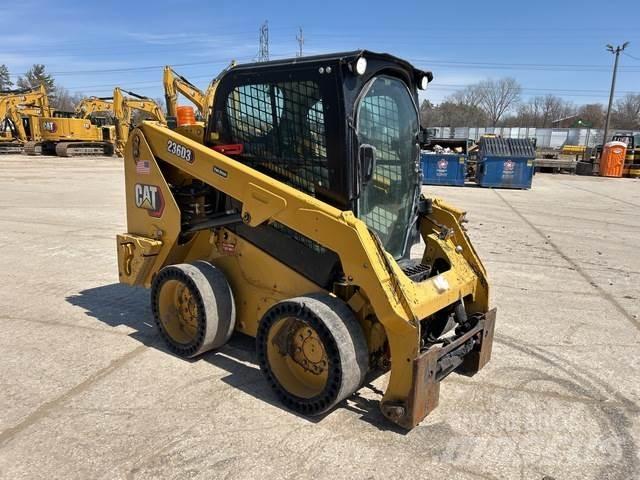 CAT 236D3 Mini incarcator