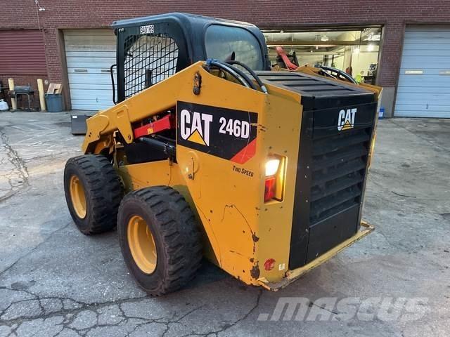 CAT 246D Mini incarcator