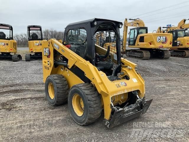 CAT 246D3 Mini incarcator