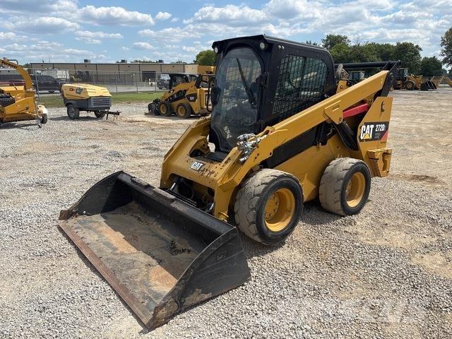 CAT 272D2 XHP Mini incarcator