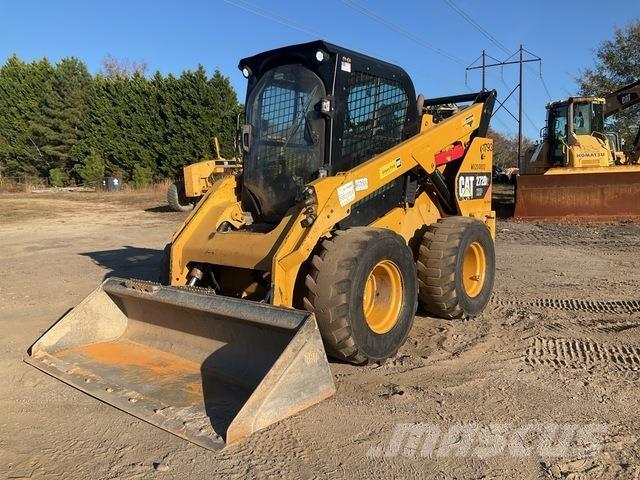 CAT 272D2 XHP Mini incarcator