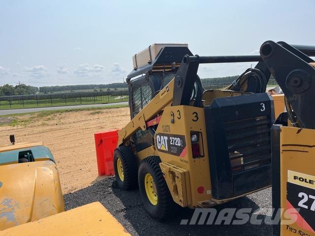 CAT 272D2XHP Mini incarcator