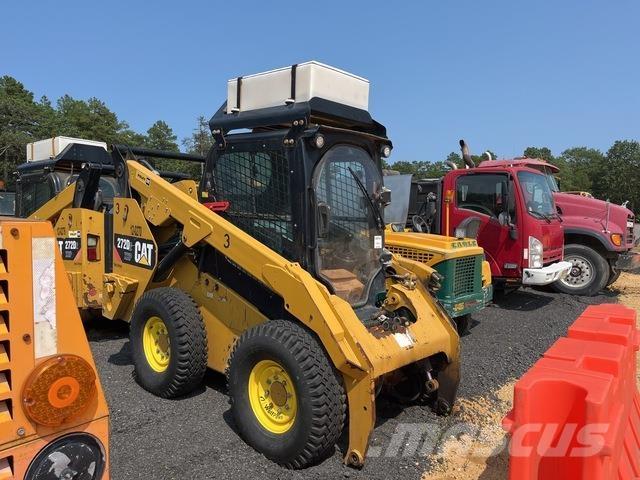 CAT 272D2XHP Mini incarcator