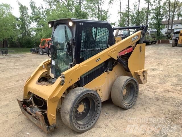CAT 272D3 Mini incarcator
