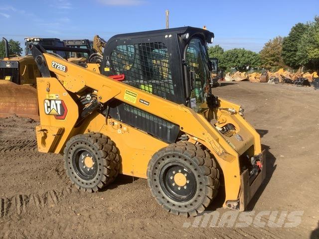 CAT 272D3 Mini incarcator