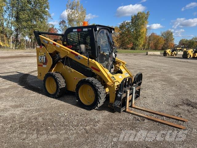 CAT 272D3 Mini incarcator