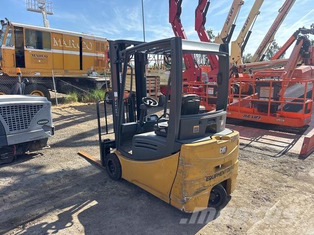 CAT 2ET4000 Stivuitor electric