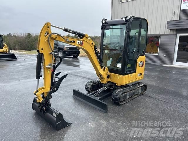 CAT 301.8 Excavatoare pe șenile

