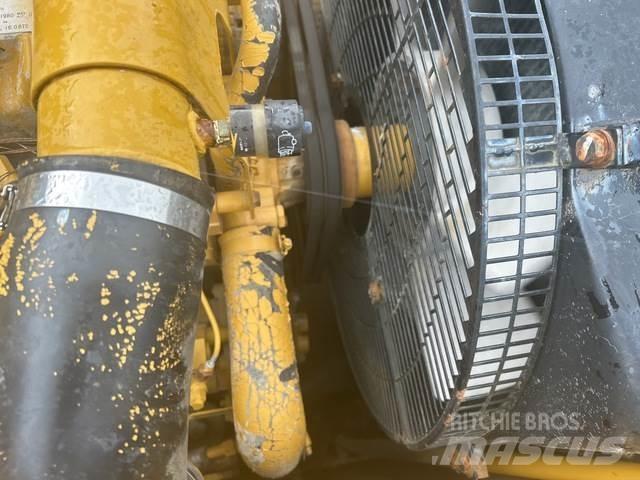 CAT 320L Excavatoare pe șenile
