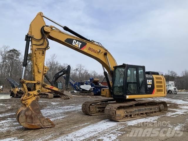 CAT 323F Excavatoare pe șenile
