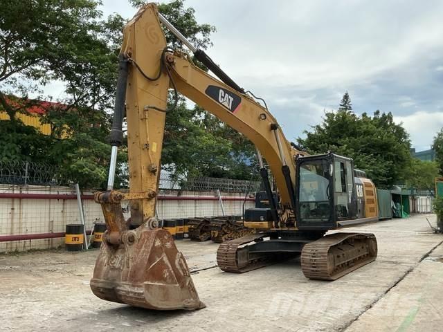 CAT 324E Excavatoare pe șenile
