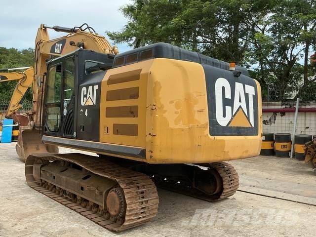 CAT 324E Excavatoare pe șenile
