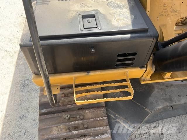 CAT 336D2L Excavatoare pe șenile
