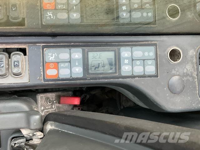 CAT 345CL Excavatoare de demolare