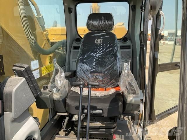 CAT 350 Excavatoare pe șenile
