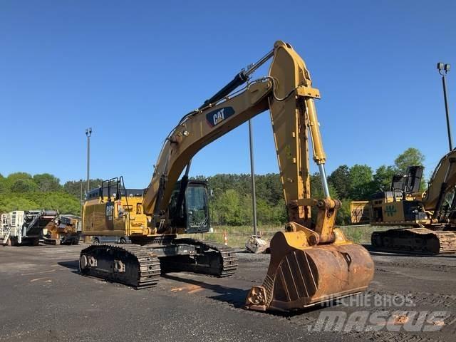 CAT 352F Excavatoare pe șenile
