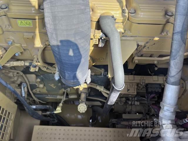 CAT 395 Excavatoare pe șenile
