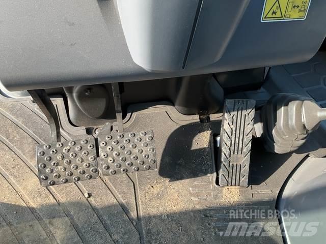 CAT 424 Buldoexcavatoare