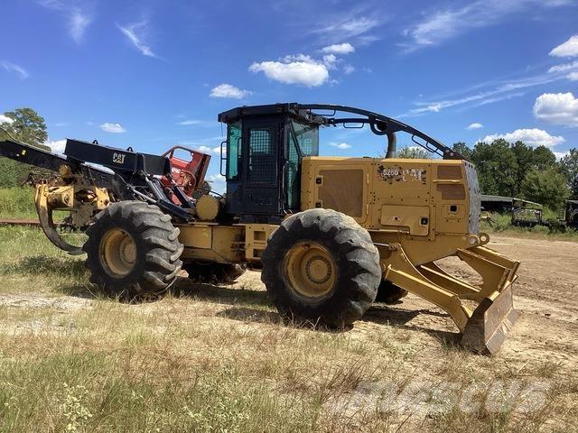 CAT 525D Utilaje de manevrarea a bustenilor
