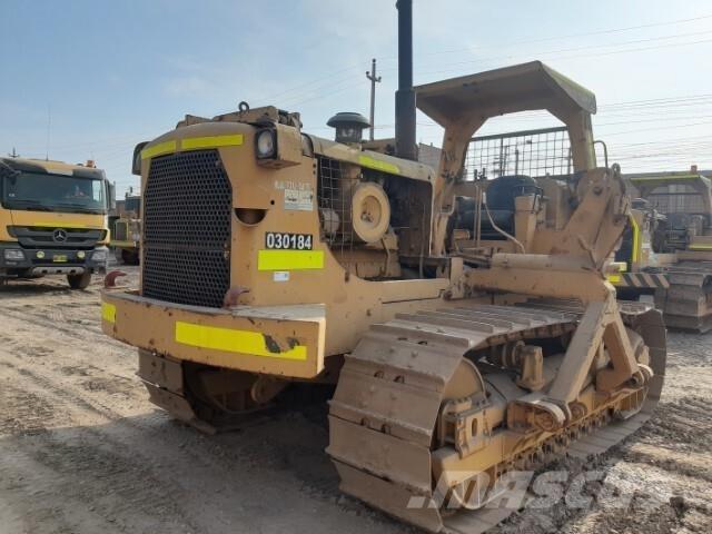 CAT 572E Buldozere pentru montat tevi