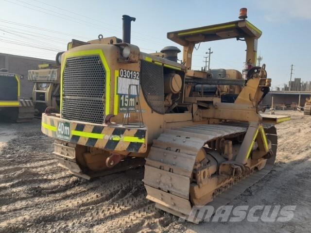 CAT 572F Buldozere pentru montat tevi