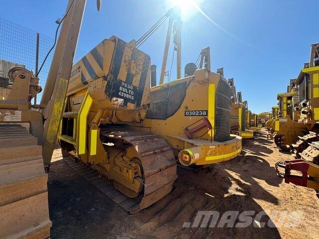 CAT 583K Buldozere pentru montat tevi