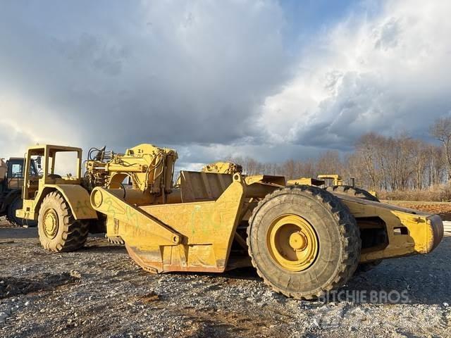 CAT 621B Elevatoare