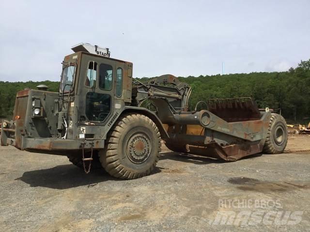 CAT 621B MIL Elevatoare