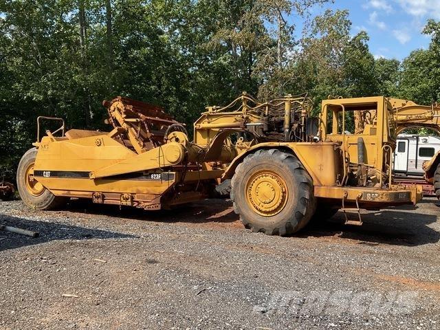 CAT 623F Elevatoare