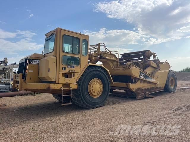 CAT 623G Elevatoare