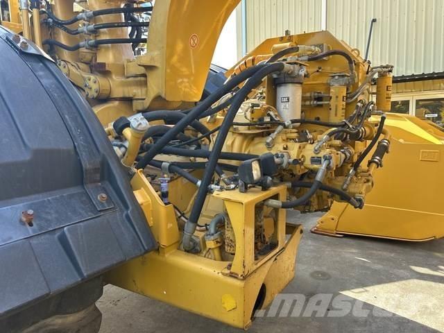 CAT 623k Elevatoare