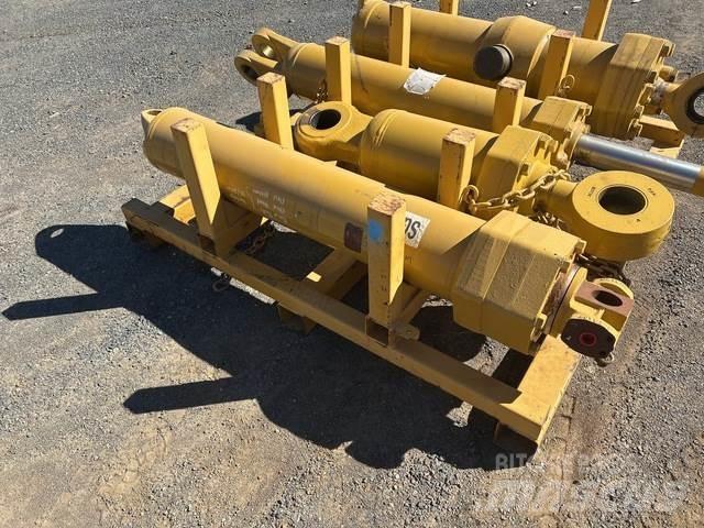 CAT 657E Transport - Altele