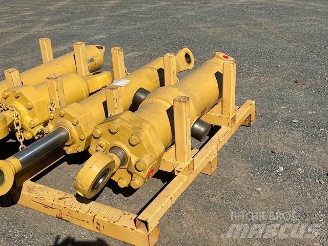 CAT 657E Transport - Altele