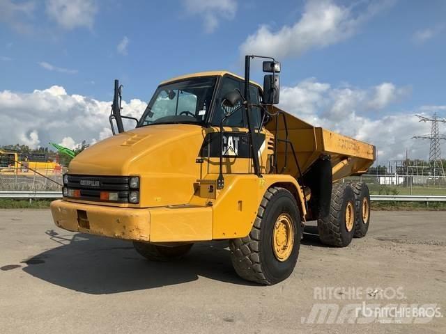 CAT 725 Transportoare articulate